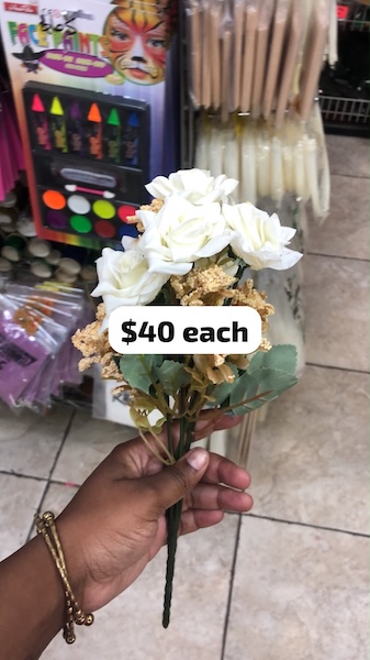 Open Rose w Baby Breath